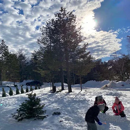 Play - 2 Spavace Sobe Divcibare