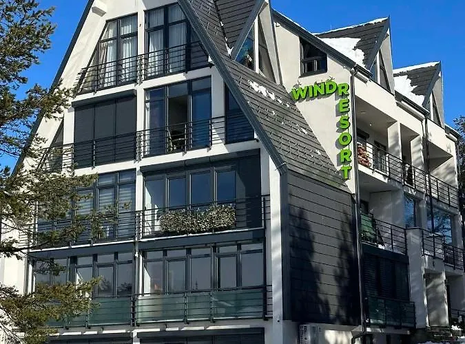 Play - 2 Spavace Sobe