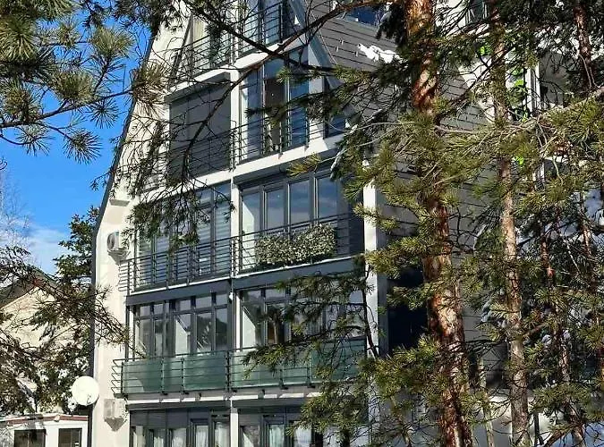 Play - 2 Spavace Sobe *