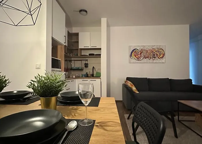 Διαμέρισμα Play - 2 Spavace Sobe *